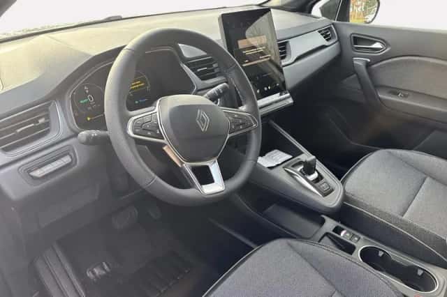 Renault Captur (2026) thumbnail 10