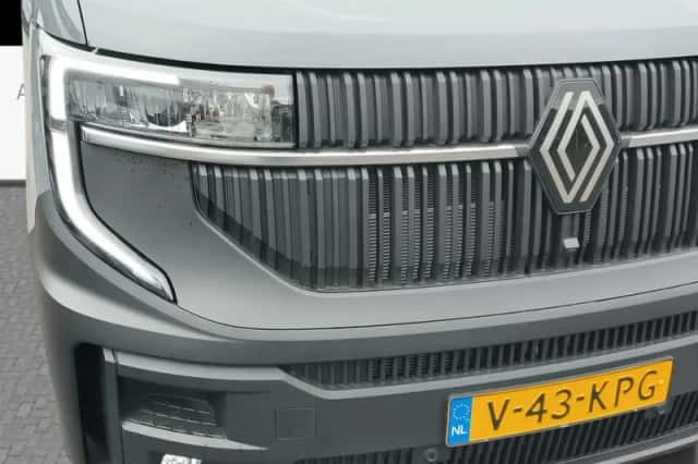 Renault Master (2024) thumbnail 39