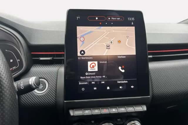 Renault Clio (2021) thumbnail 18