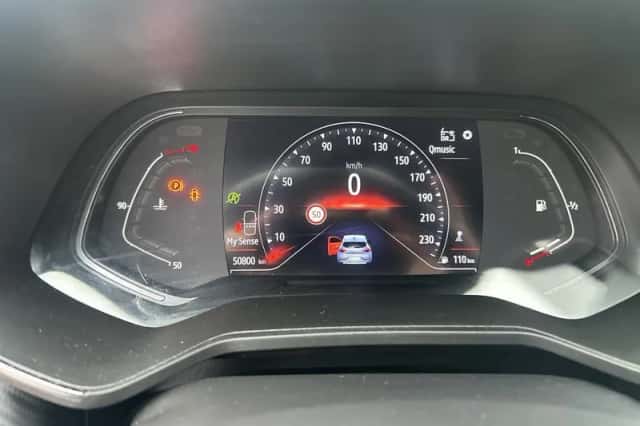 Renault Clio (2021) thumbnail 27