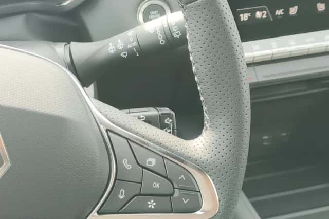 Renault Captur (2026) thumbnail 25