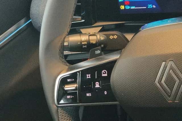 Renault Mégane E-Tech (2026) thumbnail 21