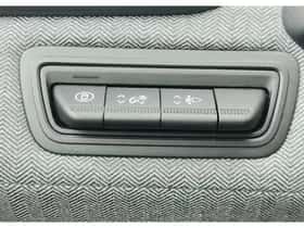 Renault Clio (2024) thumbnail 24