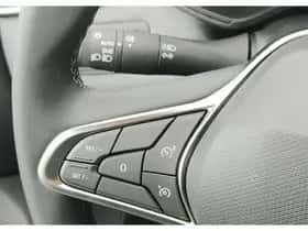 Renault Clio (2024) thumbnail 25