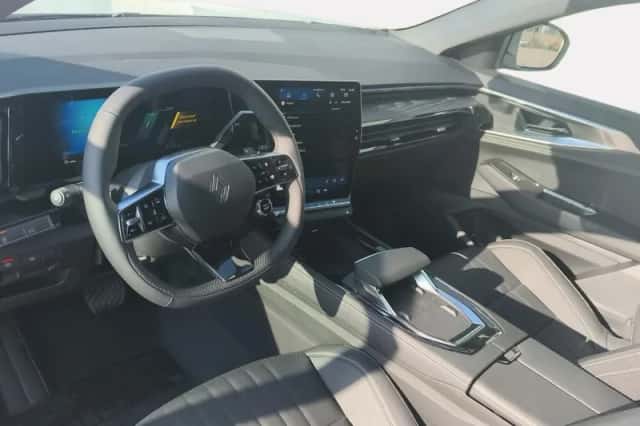 Renault Espace (2025) thumbnail 4