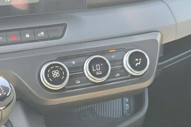 Renault Master (2024) thumbnail 15
