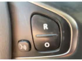 Renault Captur (2016) thumbnail 15
