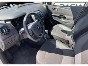 Renault Captur (2016) thumbnail 9