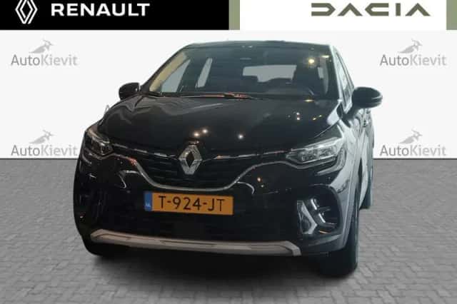 Renault Captur (2023) thumbnail 2