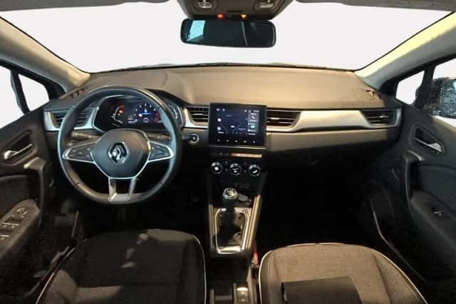 Renault Captur (2023) thumbnail 13