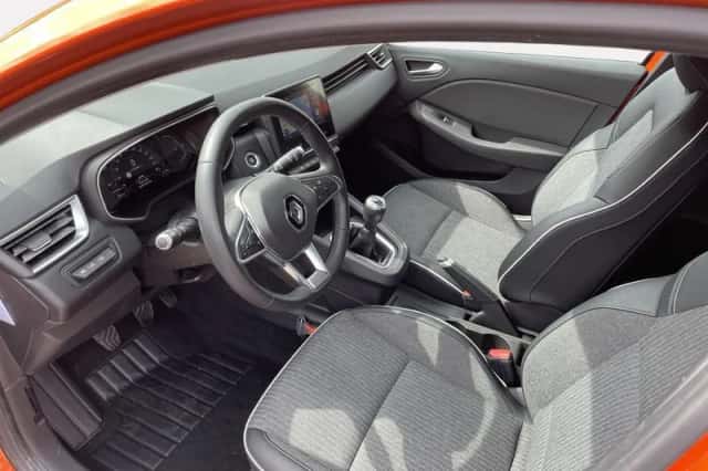 Renault Clio (2021) thumbnail 10