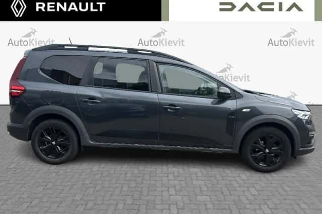 Dacia Jogger (2022) thumbnail 4