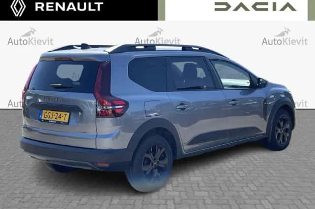Dacia Jogger (2024) thumbnail 5
