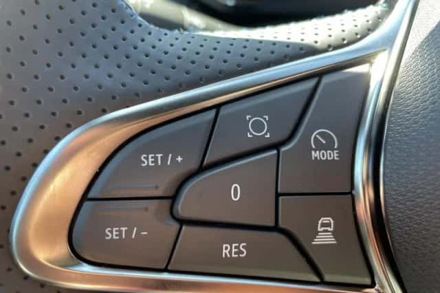 Renault Captur (2026) thumbnail 17