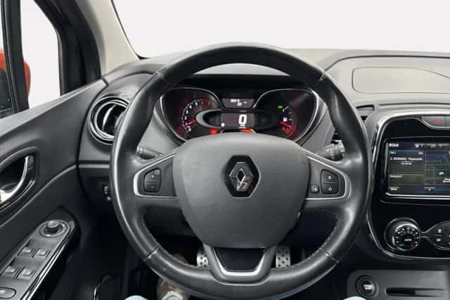 Renault Captur (2016) thumbnail 20