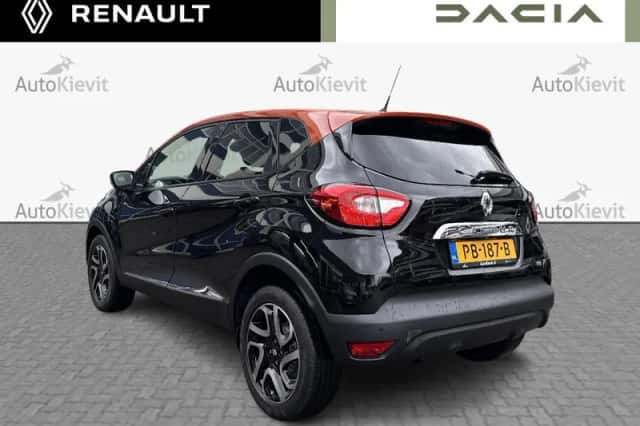 Renault Captur (2016) thumbnail 8