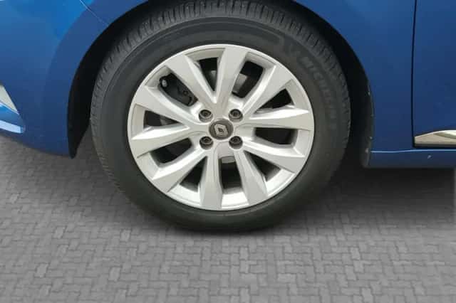 Renault Clio (2019) thumbnail 9