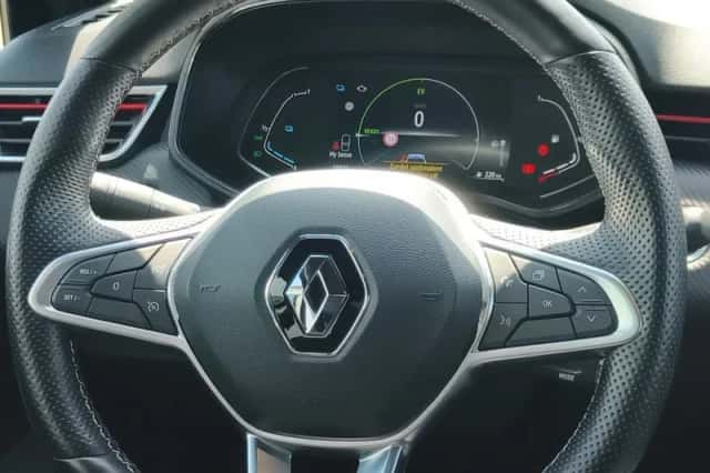 Renault Clio (2022) thumbnail 17
