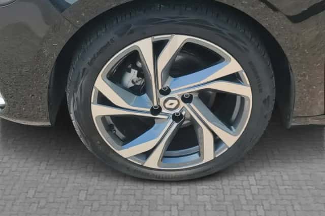 Renault Clio (2022) thumbnail 31
