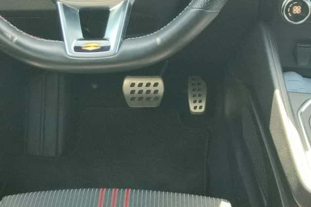 Renault Clio (2022) thumbnail 35