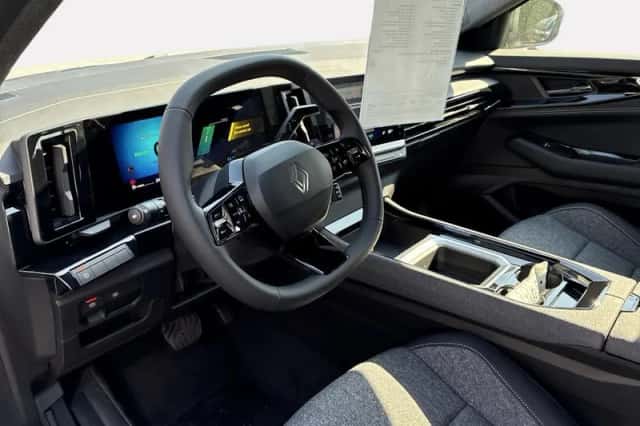 Renault Austral (2025) thumbnail 10