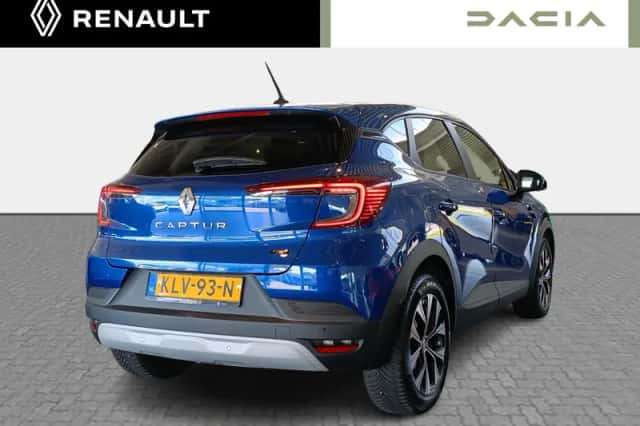 Renault Captur (2024) thumbnail 5