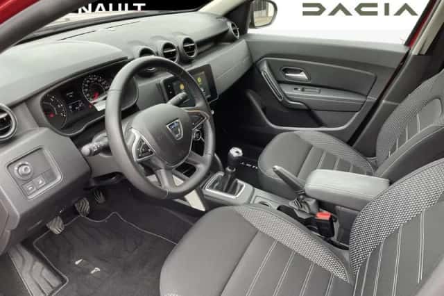 Dacia Duster (2022) thumbnail 2