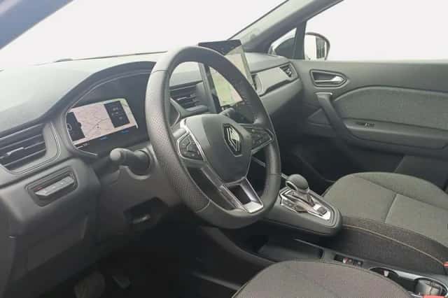 Renault Captur (2025) thumbnail 2