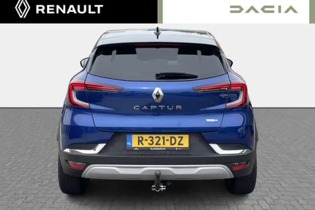 Renault Captur (2022) thumbnail 6