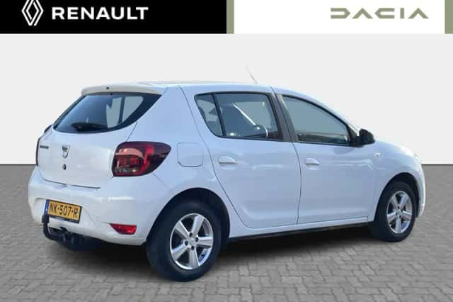 Dacia Sandero (2017) thumbnail 5