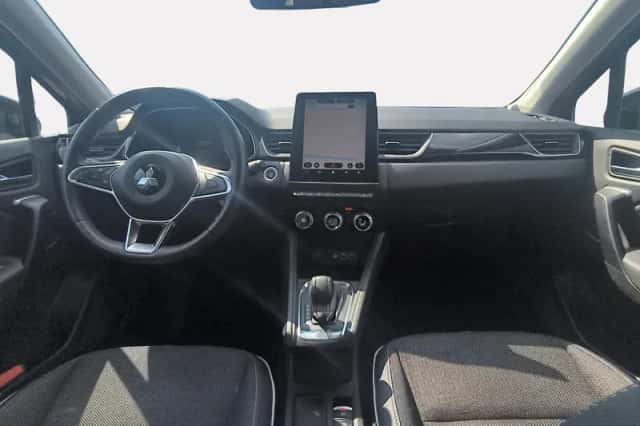 Mitsubishi ASX (2023) thumbnail 2