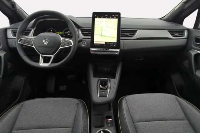 Renault Captur (2026) thumbnail 2