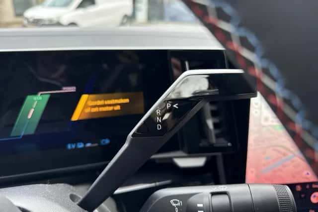 Renault Rafale (2025) thumbnail 17