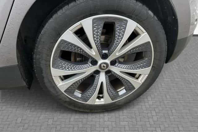 Renault Scénic (2019) thumbnail 9