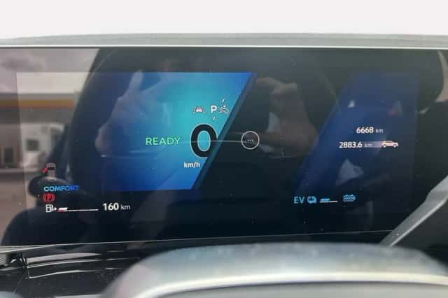 Renault Austral (2024) thumbnail 17