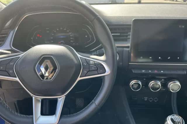 Renault Captur (2021) thumbnail 13