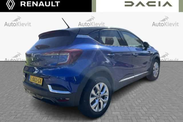 Renault Captur (2021) thumbnail 5
