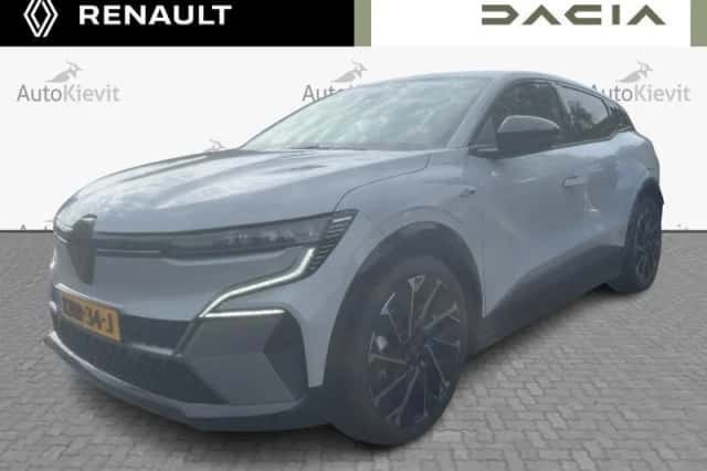 Renault Mégane E-Tech (2026) thumbnail 1