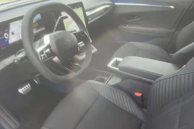 Renault Mégane E-Tech (2026) thumbnail 5