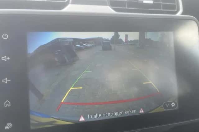 Dacia Duster (2023) thumbnail 5