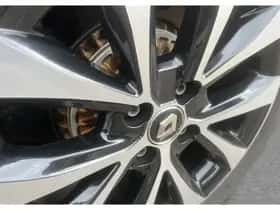 Renault Clio (2021) thumbnail 2