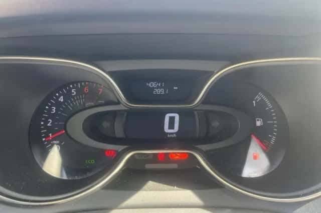 Renault Captur (2019) thumbnail 27