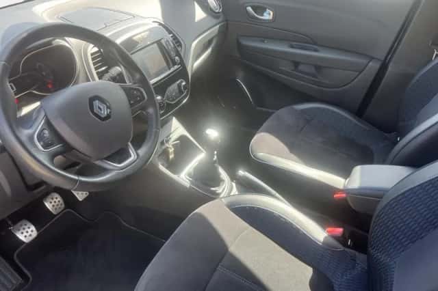 Renault Captur (2019) thumbnail 5
