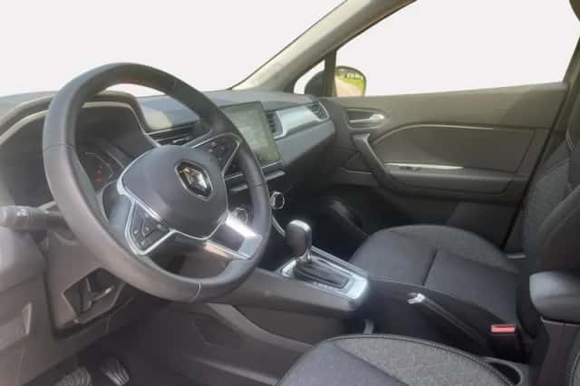 Renault Captur (2023) thumbnail 10