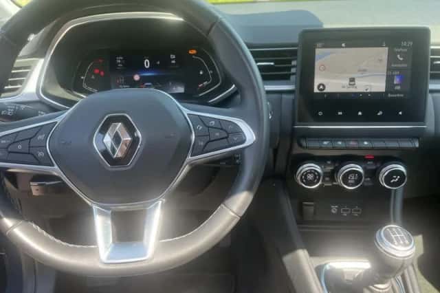 Renault Captur (2020) thumbnail 8
