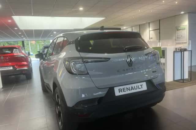 Renault Captur (2026) thumbnail 6
