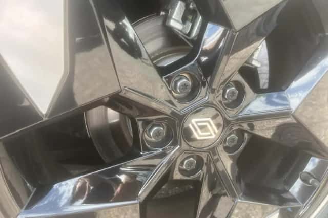 Renault Captur (2025) thumbnail 2