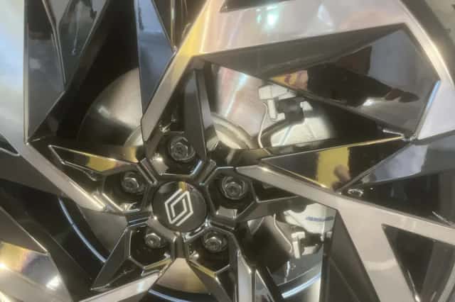 Renault Captur (2026) thumbnail 2