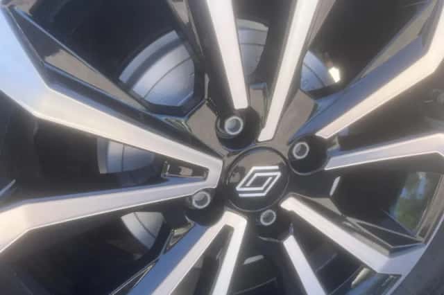 Renault Clio (2025) thumbnail 2