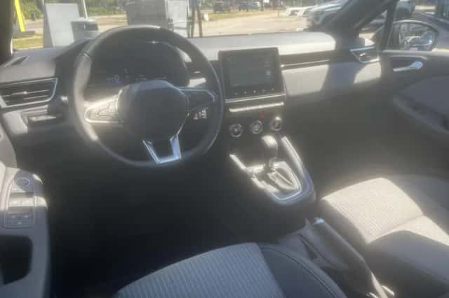 Renault Clio (2025) thumbnail 6